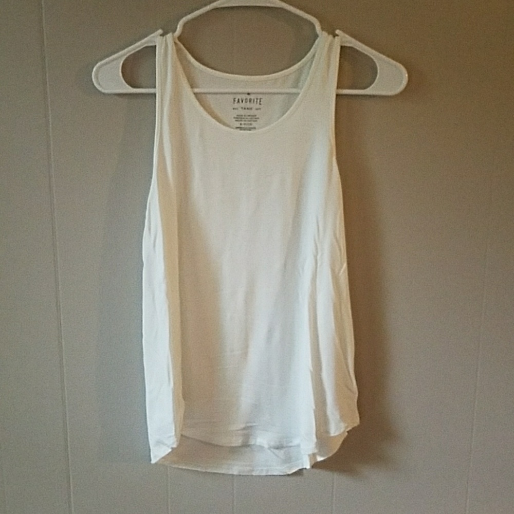 NWOT White Tank AE